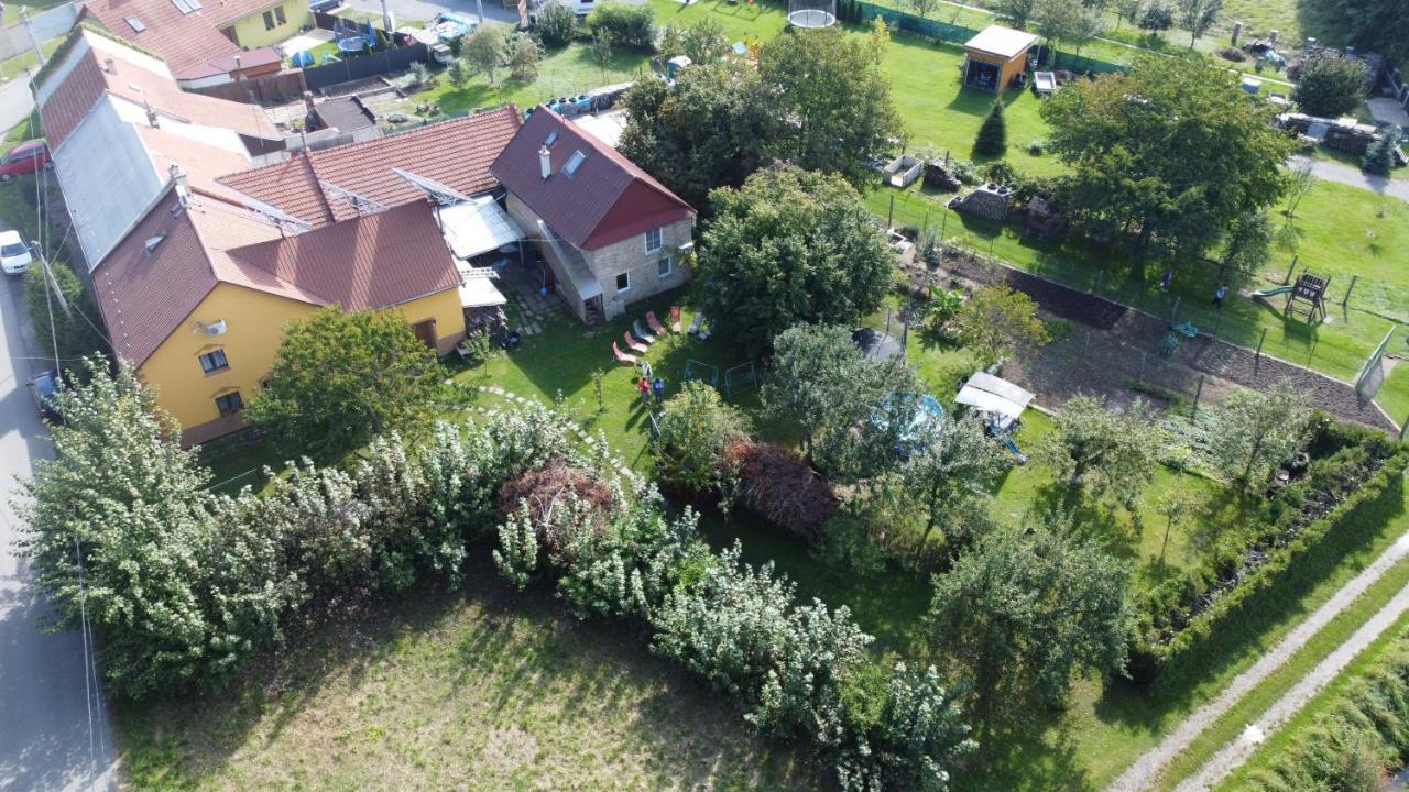 Apartman Hulin, Chrastany - Bily Экстерьер фото
